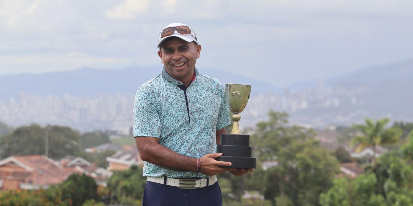 Ángel Ariel Martínez - Campeón IV Parada Gira Nacional Sénior.jpg